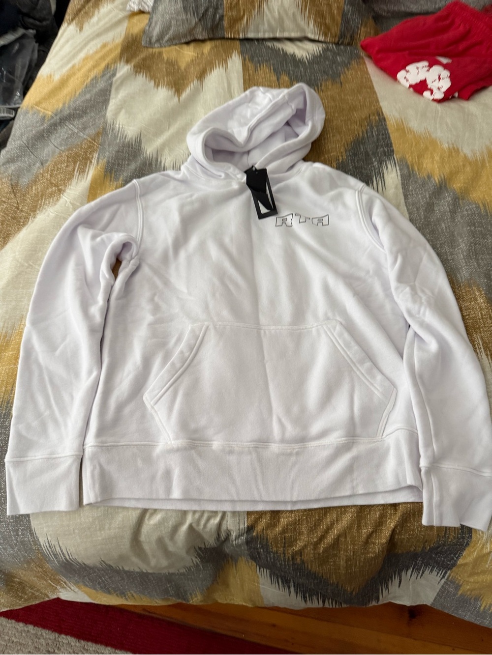 RTA Men’s White Fleece Hoodie Size M